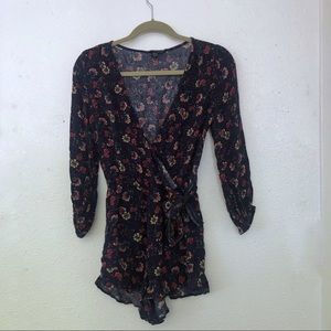 AMERICAN EAGLE FLORAL JUMPSUIT XXS